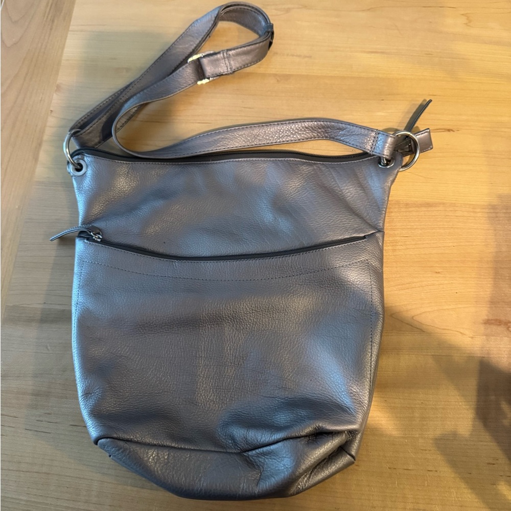 Chic Gray Leather Crossbody Bag